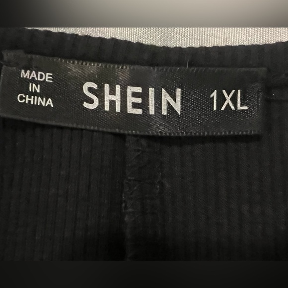 BIG SALE(5 for $20)- Black Blouse with Multicolor Floral Sleeves - Picture 4 of 4